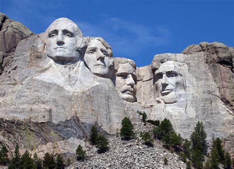 Famous Monuments Hiding Little-Known Secrets | Reader's Digest