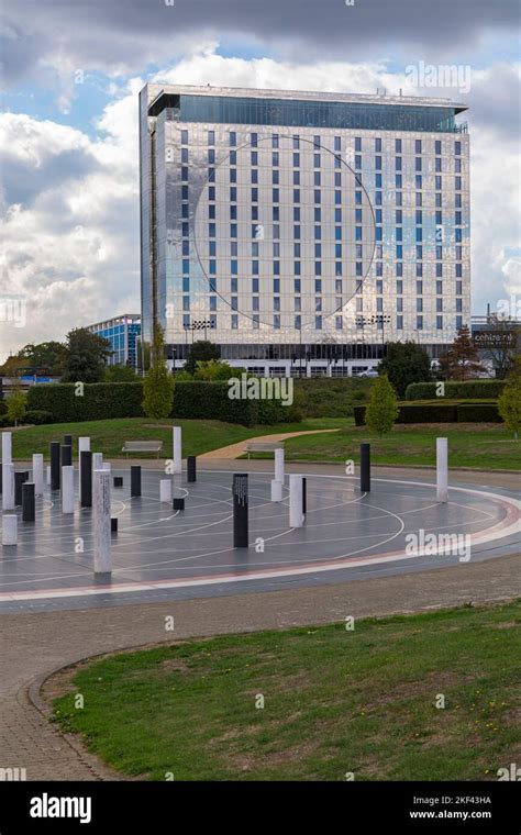 Hotel La Tour Central Milton Keynes Hi Res Stock Photography And Images