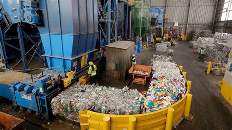 Milwaukee increasing recycling pickup to every other week in June