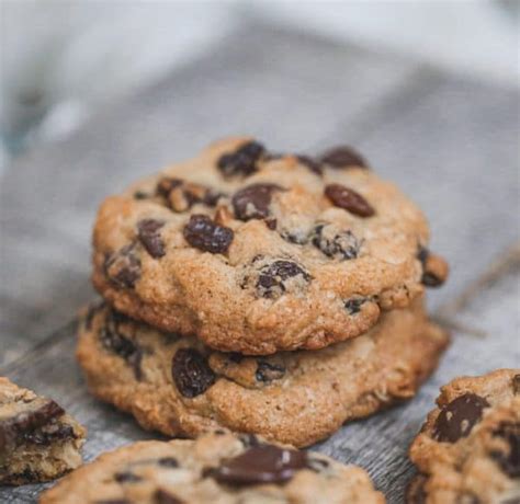 Soft-Batch Oatmeal Raisin Cookies - The Baking ChocolaTess