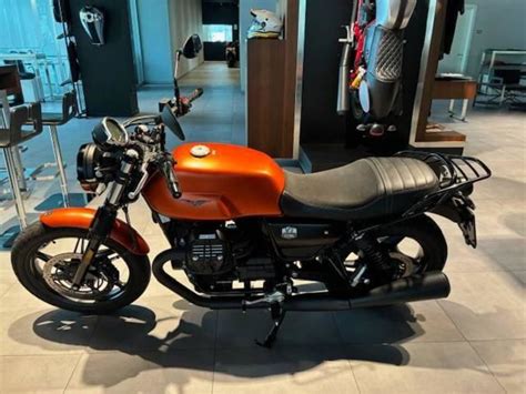 Vendo Moto Guzzi V7 Stone 2021 24 Usata A Mantova Codice 9495731