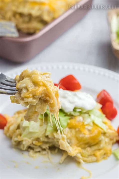 Green Chili Chicken Enchilada Casserole ⋆ Real Housemoms