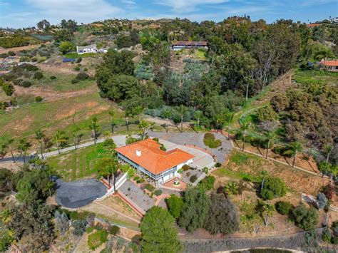 lakemont dr fallbrook ca  realtorcom