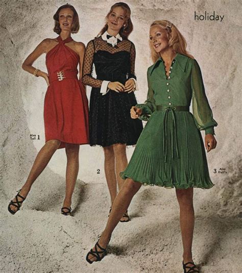 Fashion in the 1970s: Clothing Styles, Trends, Pictures & History 70s Women Fashion, 60s And 70s ...