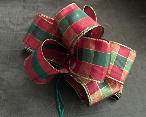 Make A Bow Wired Ribbon At Kelly Baier Blog