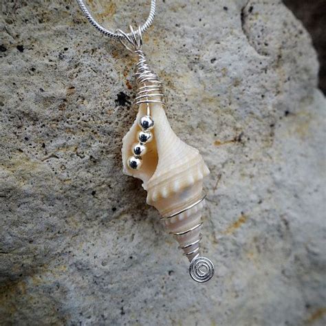 Seashell Silver Wire Wrapped And Beaded Pendant Necklace Seashell