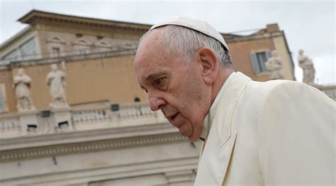 Papa Francisco En Casa Santa Marta Dios Llora Por El Mundo En Guerra