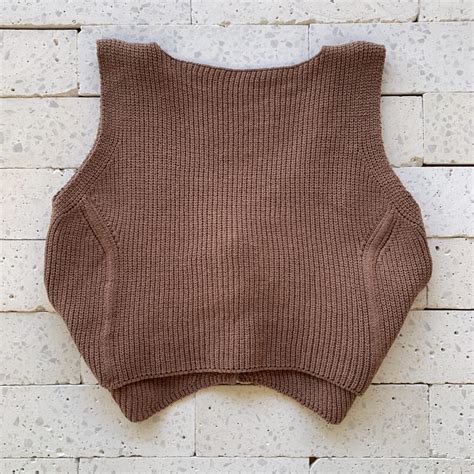 Colete Trico Curto Luxo Nude Dondoca Moda Feminina