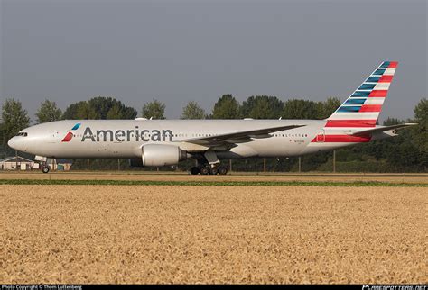 N753AN American Airlines Boeing 777 223ER Photo By Thom Luttenberg ID