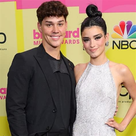 dixie damelio age net worth boyfriend family biography