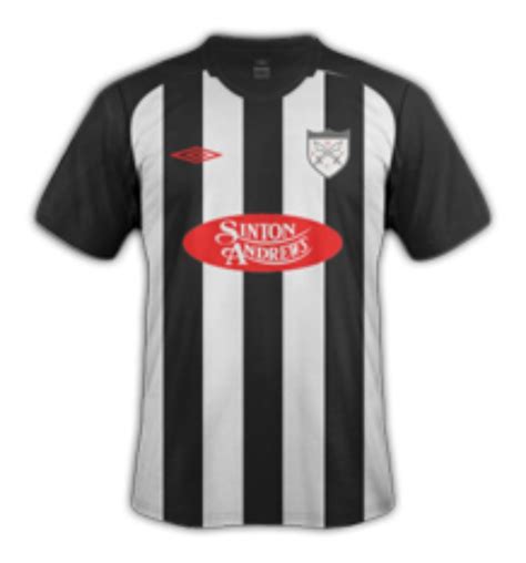 Hanwell Town 2011 12 Kits