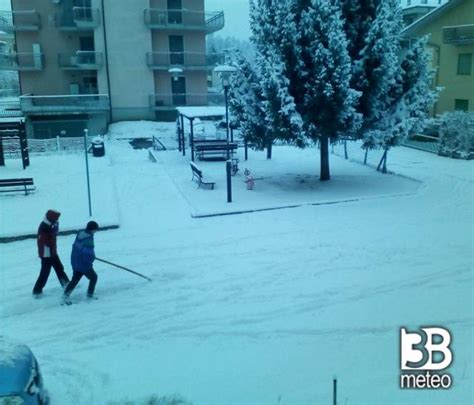 LIVE è arrivata la NEVE su parte del Nord FOTO VIDEO ulteriore