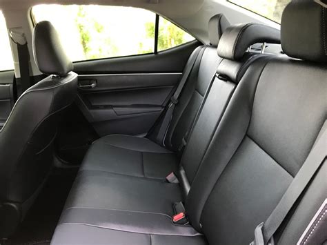 2019 Toyota Corolla: 122 Interior Photos | U.S. News