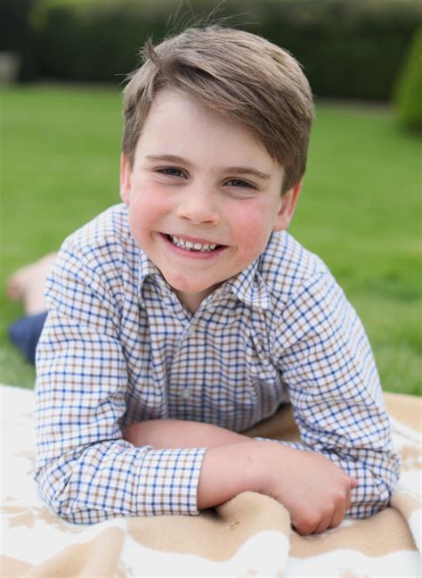 New Photo Marks Prince Louis S Birthday Royal News