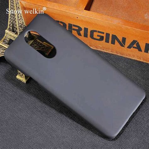 Snow Welkin New Multi Colors Luxury Rubberized Matte Plastic Hard Case