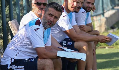 Trabzonspor ile yolları ayırmıştı Nenad Bjelica dan yeni adresi