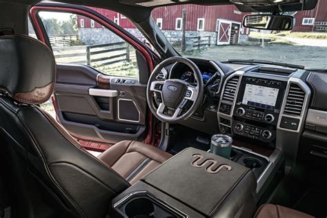 2020 Ford® Super Duty Truck | Photos, Videos, Colors & 360° Views ...