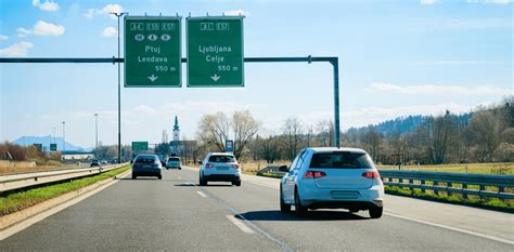 How To Guide Changing Lanes Safely Rated Driving