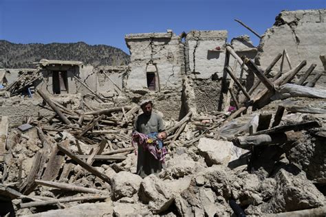 Earthquake deals new blow to Afghans reeling from poverty - The Columbian