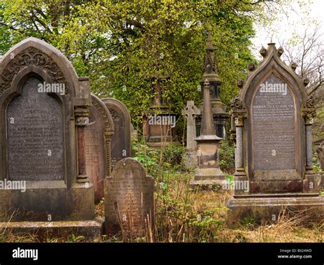 Burnley cemetery hi-res stock photography and images - Alamy