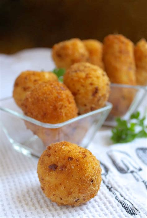 Potato Croquettes Crispy Deep Fried Mashed Potatoes Christinas Cucina