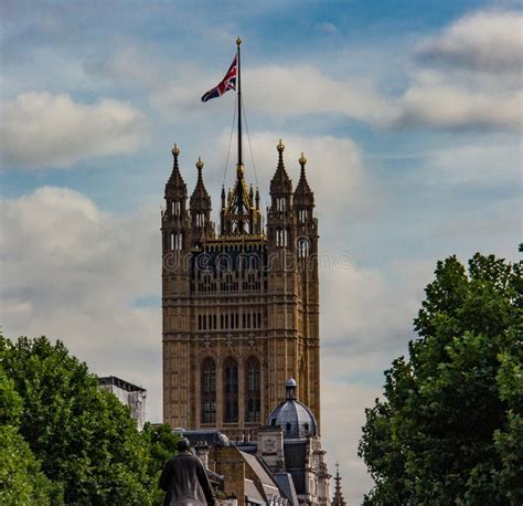 Parliament Building in London Stock Image - Image of flag, bright ...