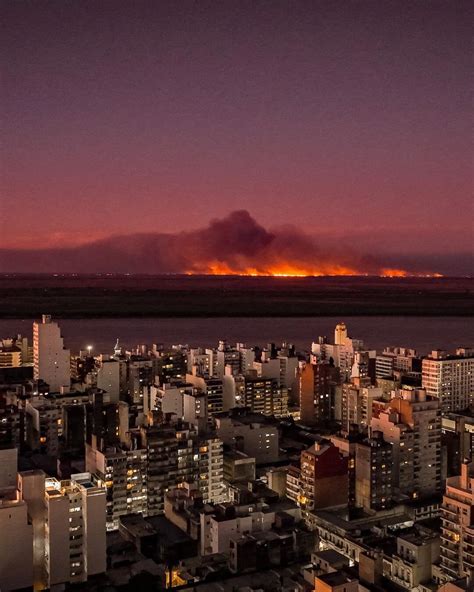 Siguen Los Incendios En El Delta Y El Humo Afecta A Rosario Y Otras