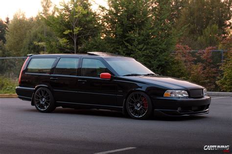 Tuning Volvo V70 side