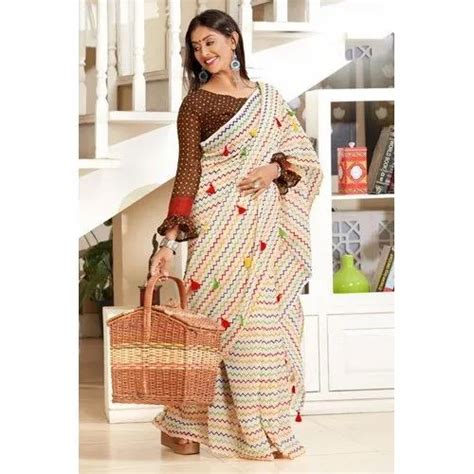 Trendy Printed Cotton Saree 6 5 Meter With Blouse Piece At Rs 500 In