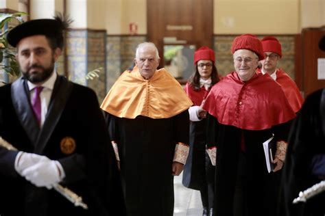 Josep Borrell Recibe El Doctorado Honoris Causa Por La Universidad De