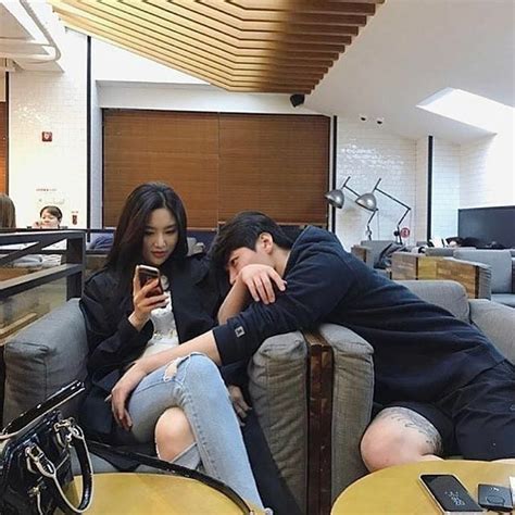 Pin By Kim Hanane On Love Ulzzang Couple Korean Couple Couples Asian