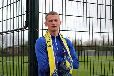 Moors Secure Defender On Loan Solihull Moors Fc