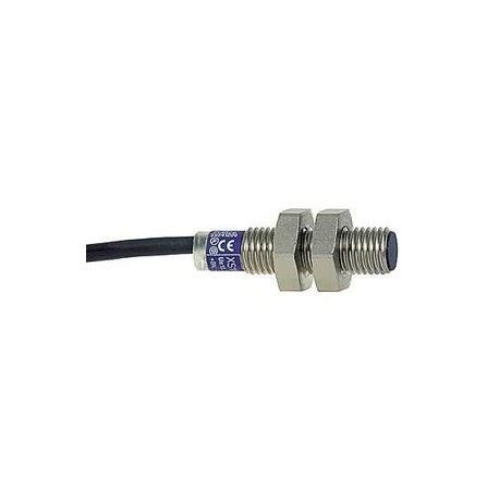 Détecteur de proximité inductif 10A 38V dc 2mm cylindrique M8 contact