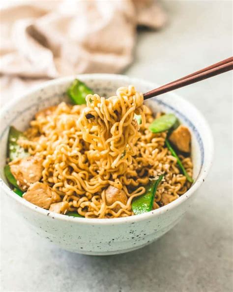 Sesame Garlic Ramen Stir Fry