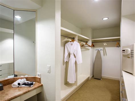 Guam Accommodations & Rooms | Hyatt Regency Guam