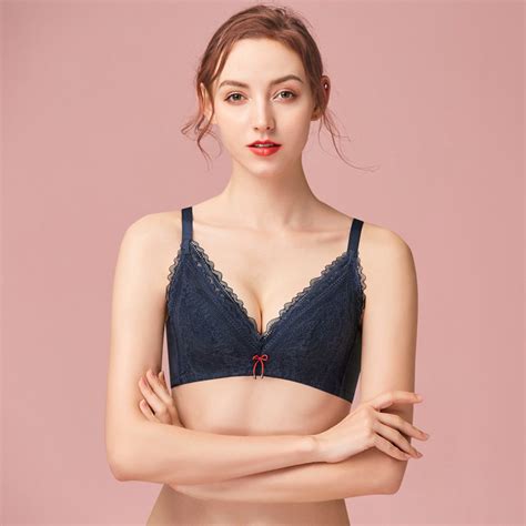 Springsummer New Soft And Comfortable Light Milk Cotton Bra No Underwire Gathering Lace Lace