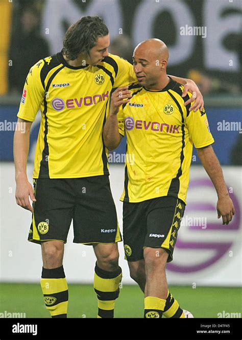 Dortmund S Neven Subotic Accompanies Dede Who Has To Leave The Field