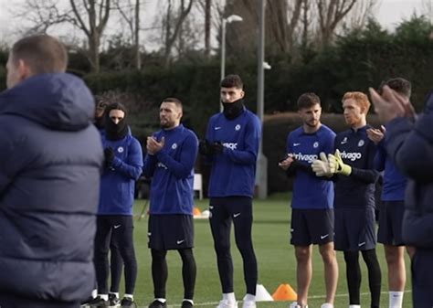 Chelsea Un Minuto Di Silenzio Per Vialli Prima Dell Allenamento Un