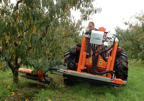 Angebauter Hydraulischer Freischneider H Corbins Agricultural