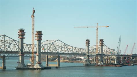 LOUISVILLE, KY - NOVEMBER 20: Construction Progresses On The New I-65 ...