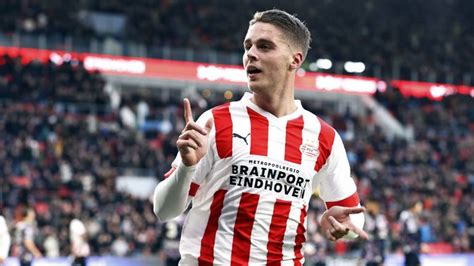 René Van De Kerkhof Wil Veerman Altijd In De Basis Zien Bij Psv En Guti Ook Omroep Brabant