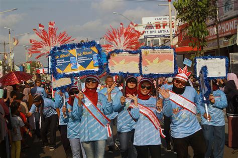 Berita Foto Karnaval Teteore HUT Ke 78 RI Dan Hari Jadi Ke 394 Kebumen