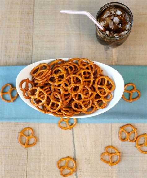 Spicy Seasoned Pretzels Tastes Lovely Seasoned Pretzels Party Food