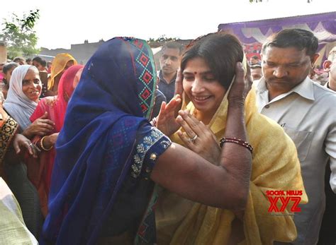 Mainpuri Sp Candidate Dimple Yadav During An Election Campaign