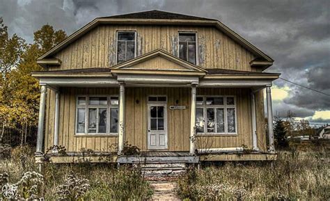 Maison Abandonn E Quebec Home Alqu