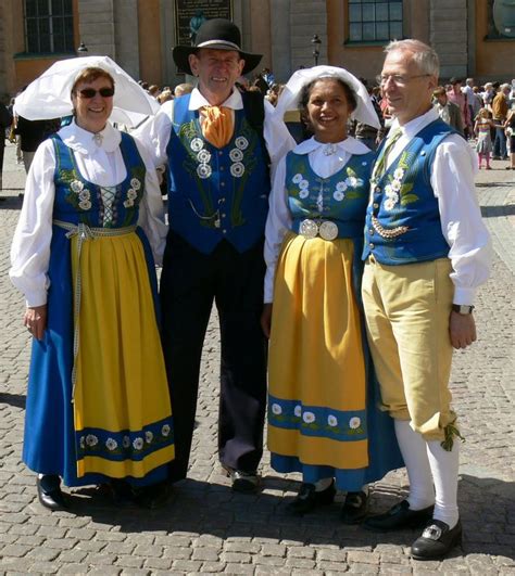 Suecia Traje Nacional Traditional Outfits Swedish Clothing Swedish Outfit