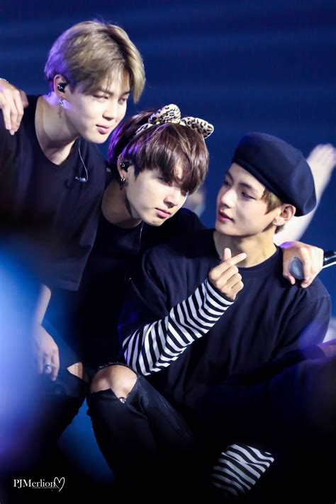 Pin By Jimin Ah On Bts Bts Maknae Line Bts Vkook Jimin