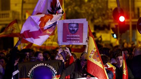 M S De Mil Personas Protestan Por D Cima Noche Contra La Ley De