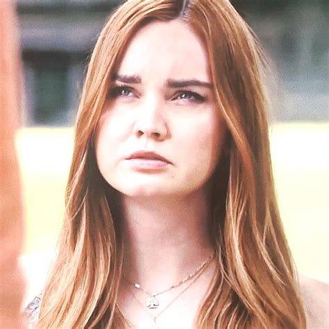 Scream Quinn Bailey In Ghostface Scream Scream Liana Liberato