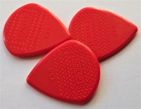 Unleash Your Potential With The Best Guitar Picks for Metal – GuitarMeet